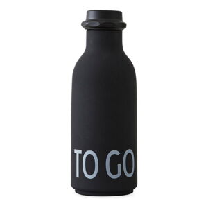 Čierna fľaša na vodu Design Letters To Go, 500 ml